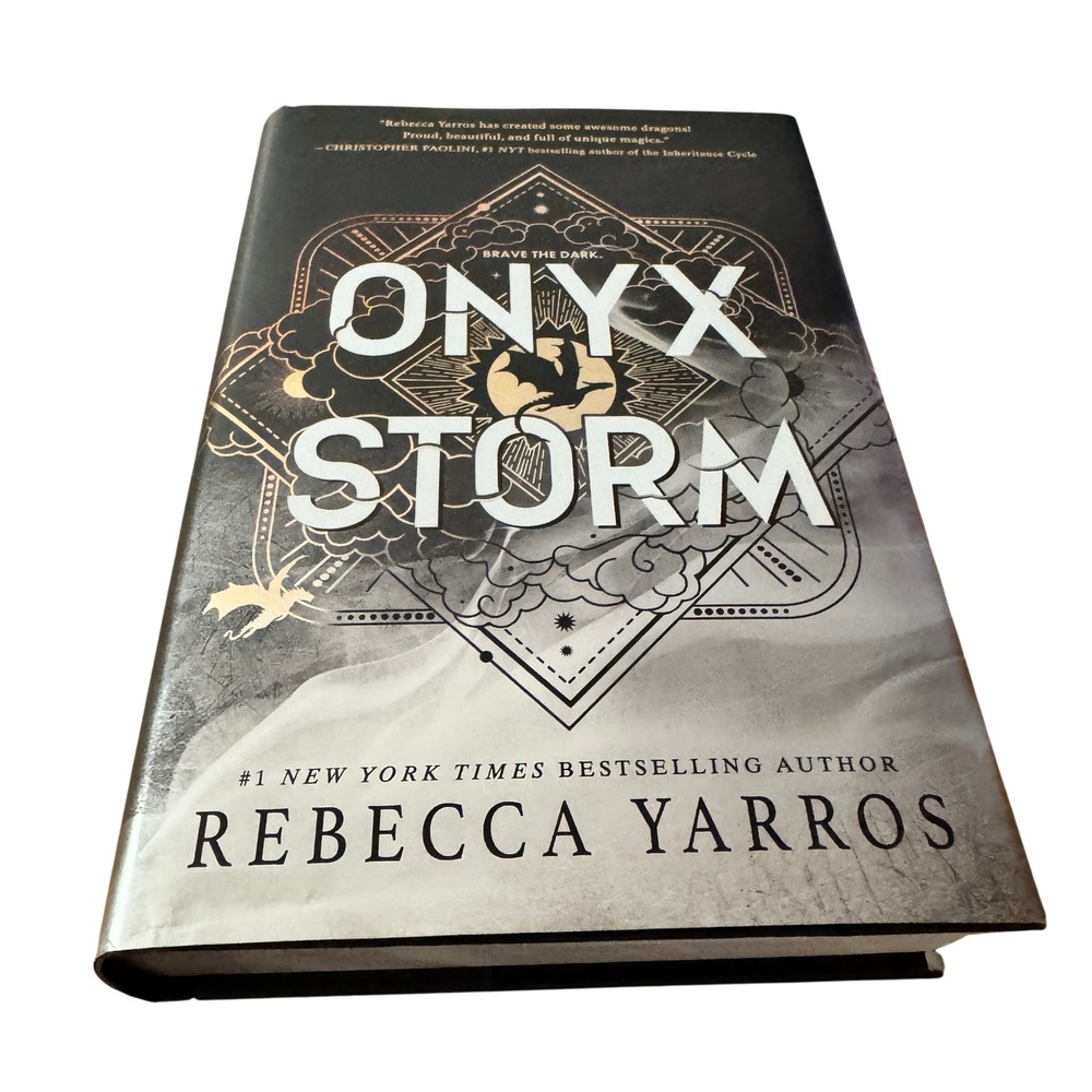 Onyx Storm by Rebecca Yarros Deluxe Edition Black Romantasy Book 3